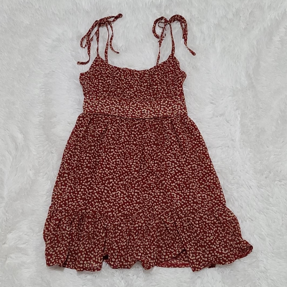 Princess Polly | red floral dress or top | Sz Xs